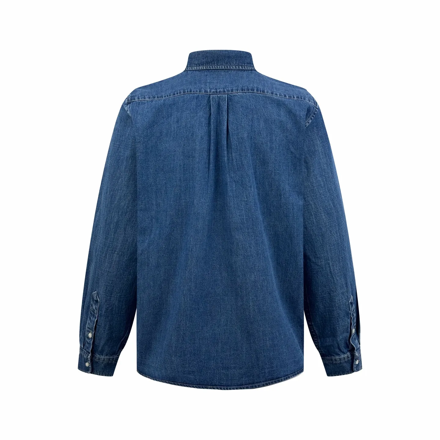 P430 Ralph Lauren colorful pony embroidered denim shirt. Original purchase and development for 1,790. The fabric is made of customized mellow thick-weave twill ring yarn denim. Soft and silky, comfortable and close to the skin. Mist indigo. A denim poem dyed with time. The exquisite colorful pony logo on the left chest jumps into indigo. It is highly recognizable. It has an atmosphere of freedom and vitality. Pure and agile color symphony. Deconstructed poetics of peak collar and placket. Create a lazy French atmosphere, even walking with a designed sense of calmness, using imported machine embroidery technology, using advanced computer control systems and precision mechanical components to achieve colorful pony embroidery operations with high precision, smooth and delicate lines, using multiple horse + sand scrubbing and using high-pressure spray guns to rub specific parts to achieve a local gradient effect, and then use frosting technology to create a unique texture pattern. The workmanship is extremely complex and time-consuming, using the washing and frying process. It is preferred to choose a special desizing agent, and then the fabric is soaked in it to be evenly sized. After desizing, it is finally rinsed. The workmanship is extremely complicated and the loss is high. Size:S-M-L-XL